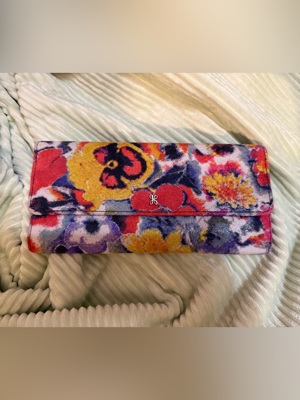 Hobo Jill Floral Multicolor Wallet/Clutch with Signature Logo Magnetic Closure